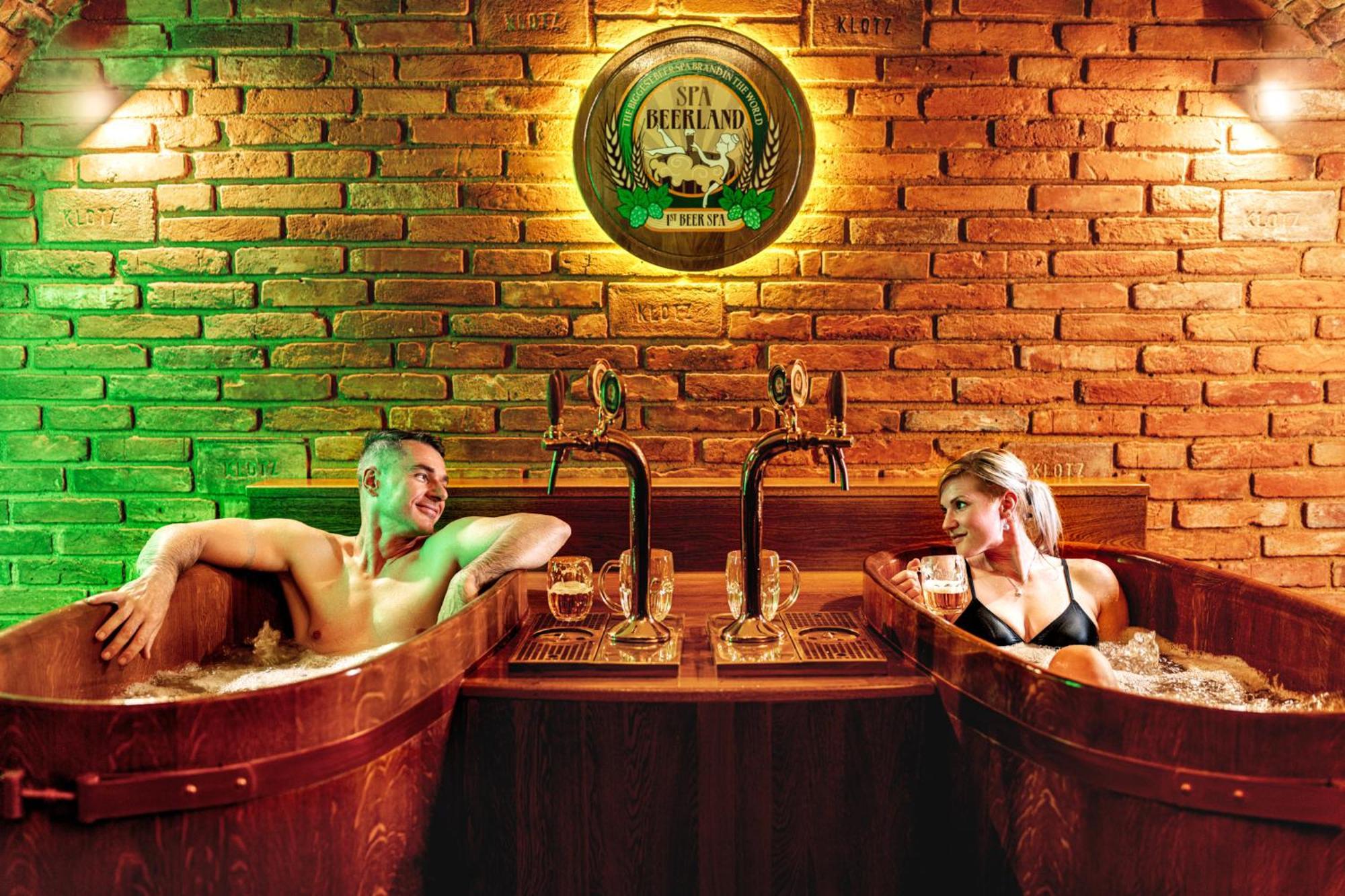Spa Beerland - At The Golden Lamb 比尔森 外观 照片